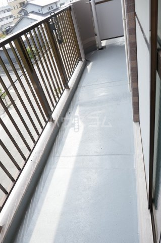 20/30 バルコニー