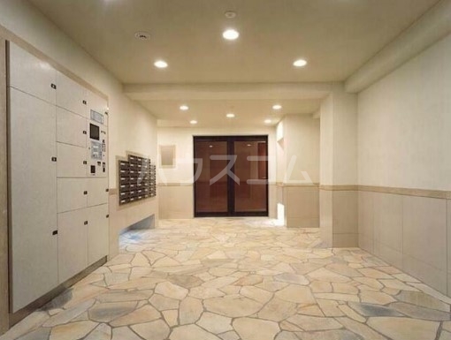 14/24 エントランス