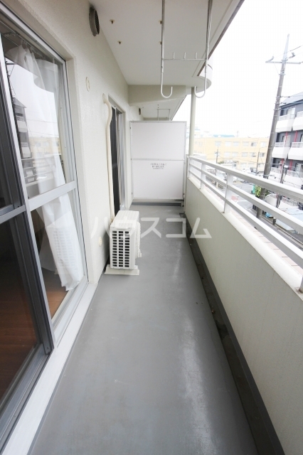 21/30 バルコニー
