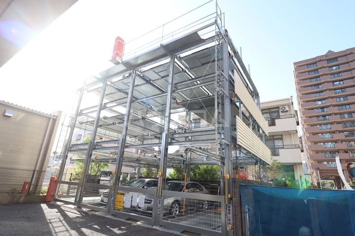 17/18 駐車場