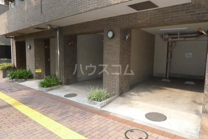13/24 エントランス