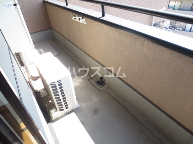 18/26 バルコニー