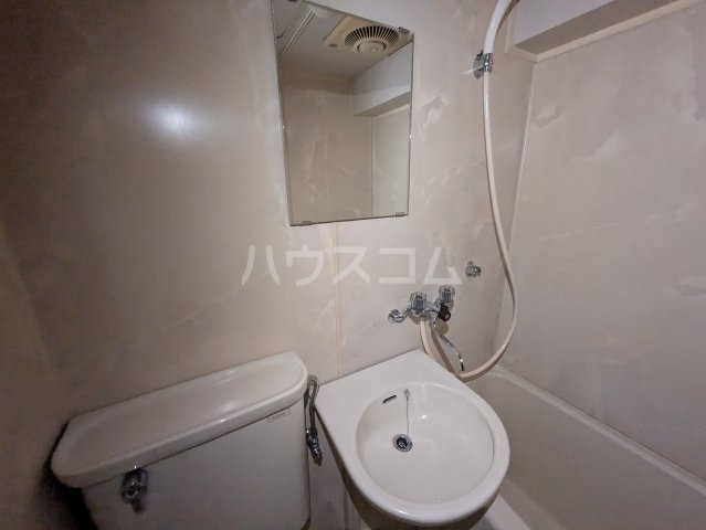 17/30 洗面