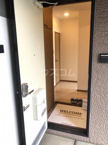 14/30 玄関