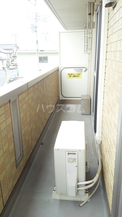 13/18 バルコニー