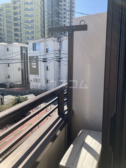 15/23 バルコニー