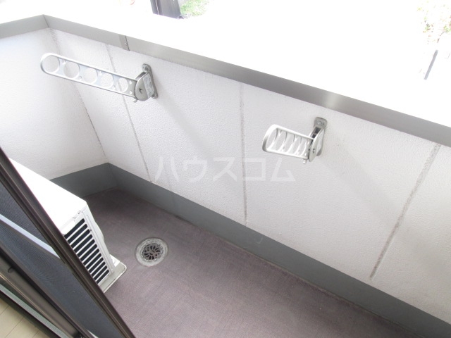 16/23 バルコニー