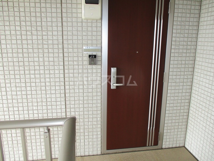 9/20 玄関