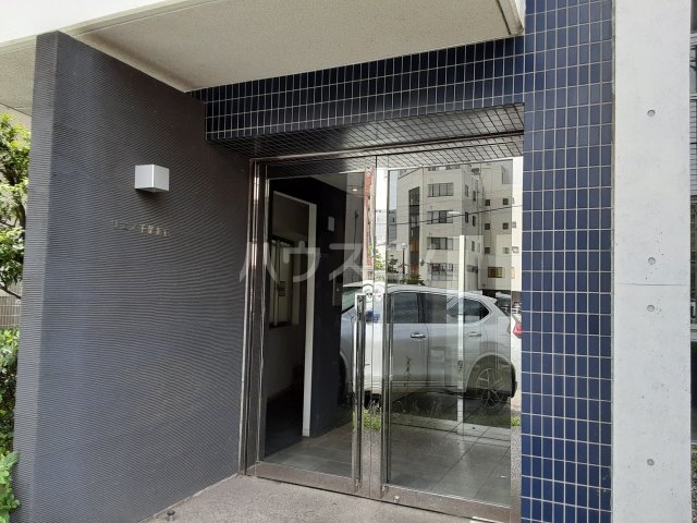 29/30 エントランス