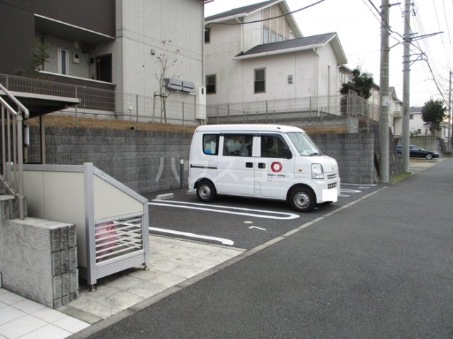 2/6 駐車場