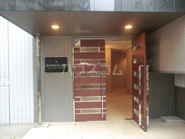 22/29 エントランス