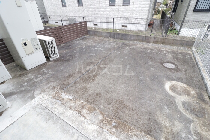 18/20 駐車場
