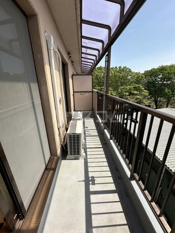 17/28 バルコニー