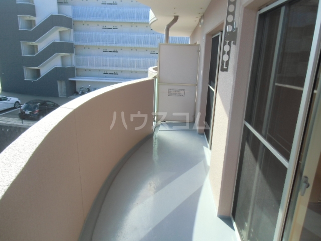 18/26 バルコニー