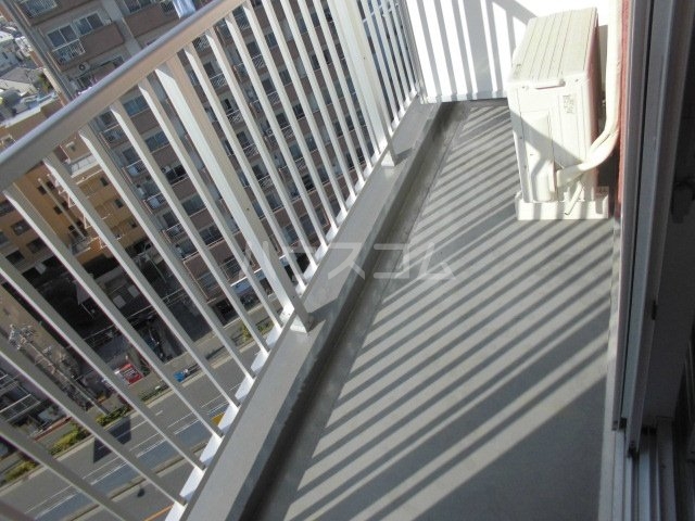 21/30 バルコニー