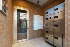 2/10 エントランス