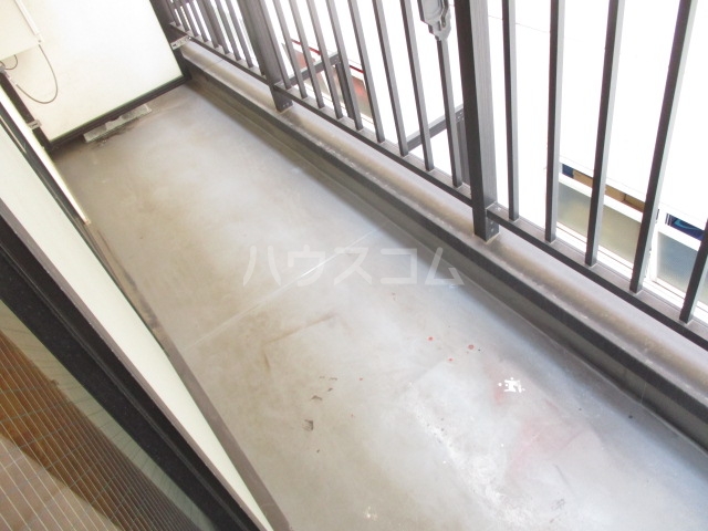 21/30 バルコニー