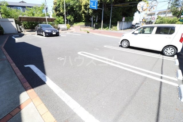 17/19 駐車場