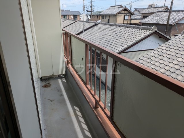 13/23 バルコニー