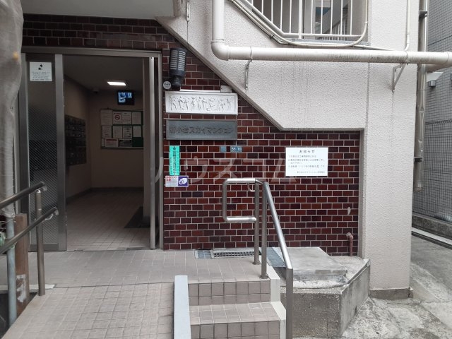 2/11 エントランス