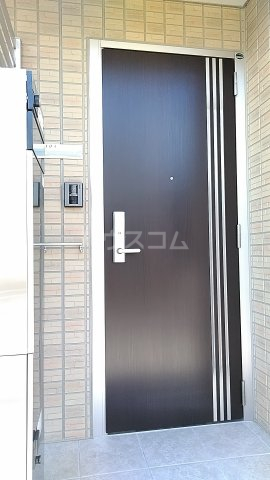 20/22 エントランス