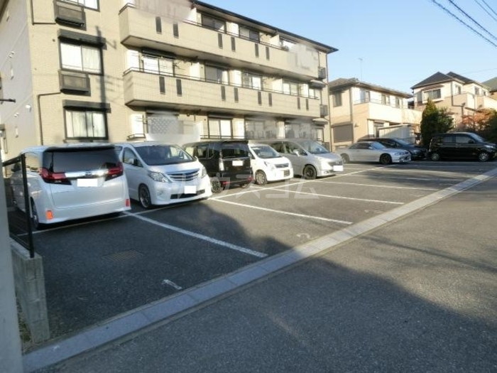9/10 駐車場