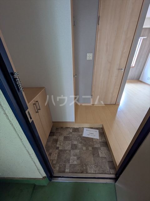17/30 玄関