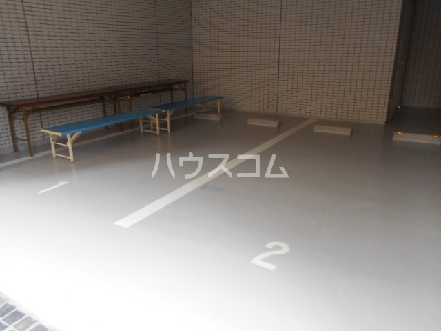 21/30 駐車場