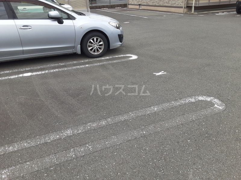 21/29 駐車場