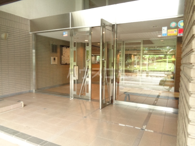 29/30 エントランス