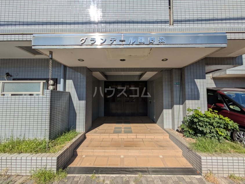 21/29 エントランス