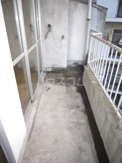 13/30 バルコニー