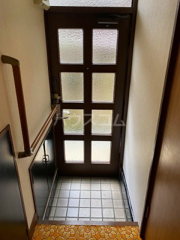 18/30 玄関