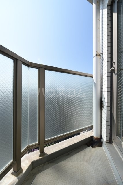 15/27 バルコニー