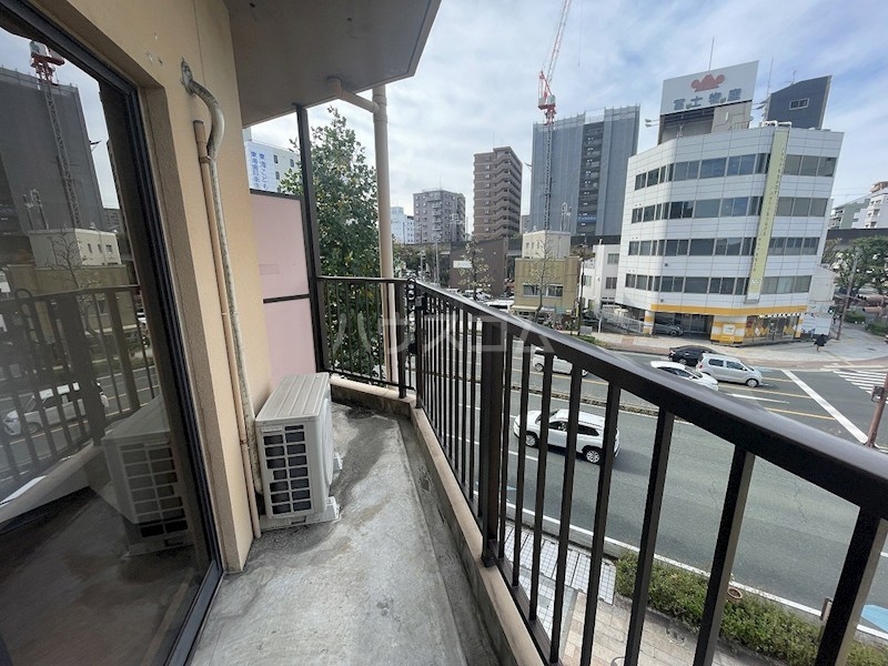 19/28 バルコニー