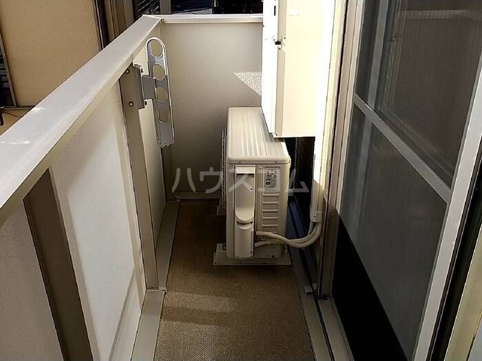 13/21 バルコニー