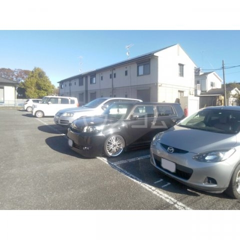 21/22 駐車場