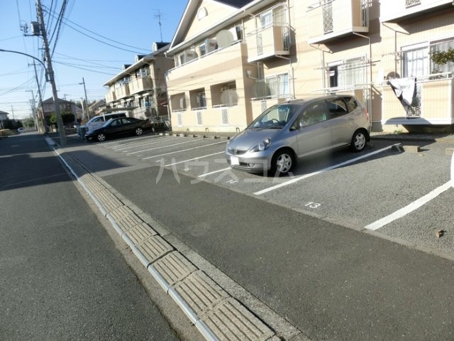 15/16 駐車場
