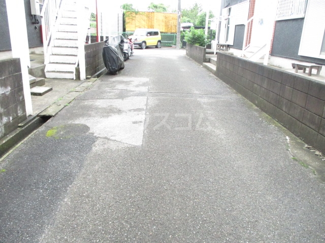 2/5 駐車場