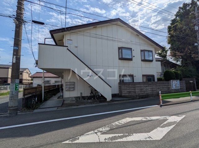 22/30 エントランス