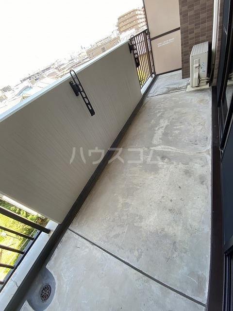 19/30 バルコニー