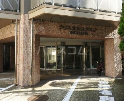 20/27 エントランス