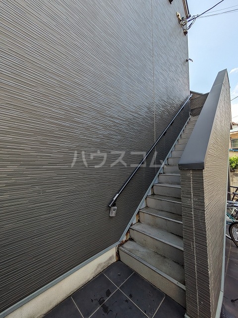 18/28 バルコニー