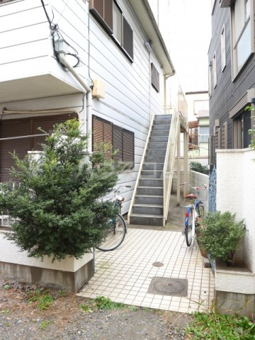 2/4 エントランス