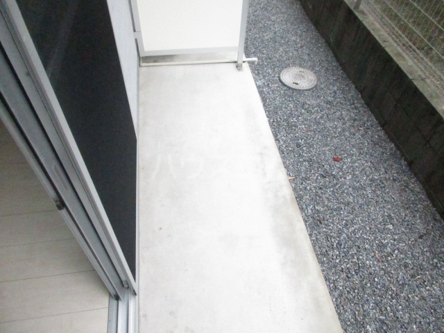 13/30 バルコニー