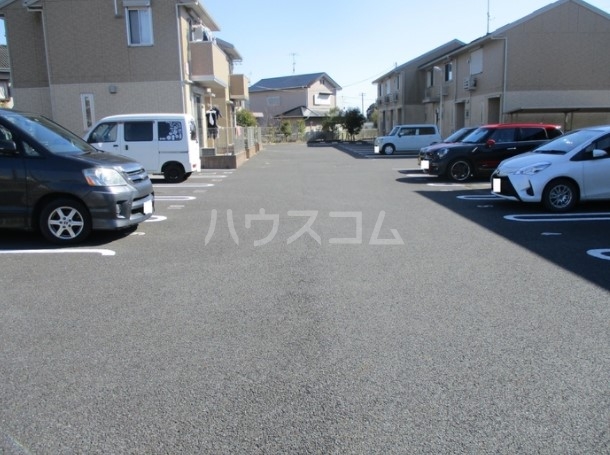 3/4 駐車場