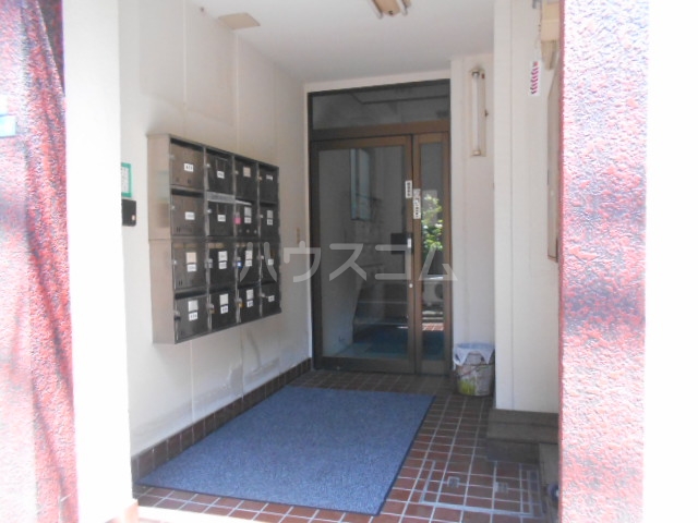 2/10 エントランス