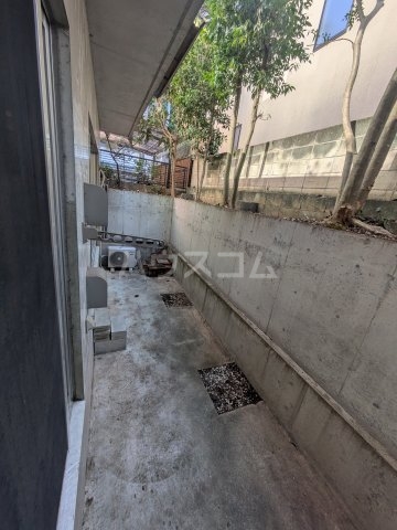 16/25 バルコニー