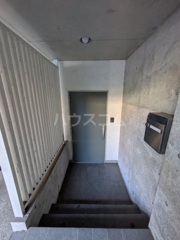 20/25 エントランス