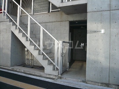 14/22 エントランス